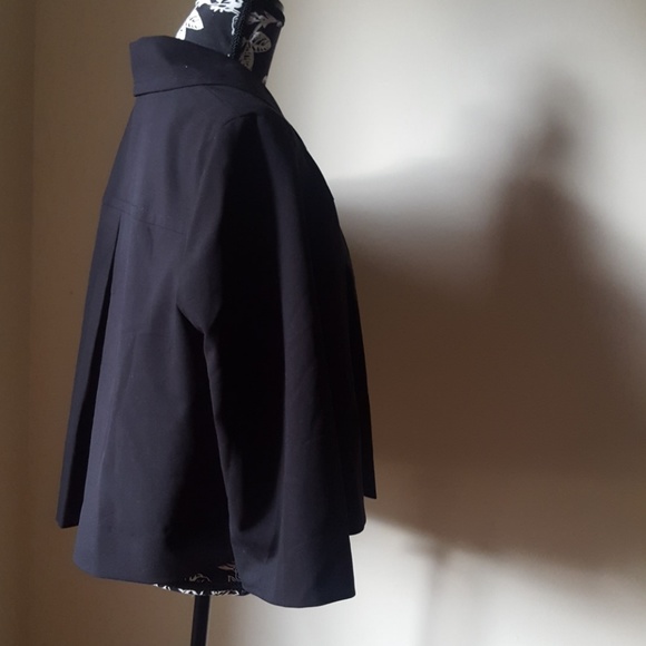 💙George Black Cropped Cape Jacket with Sleeves - Picture 3 of 5